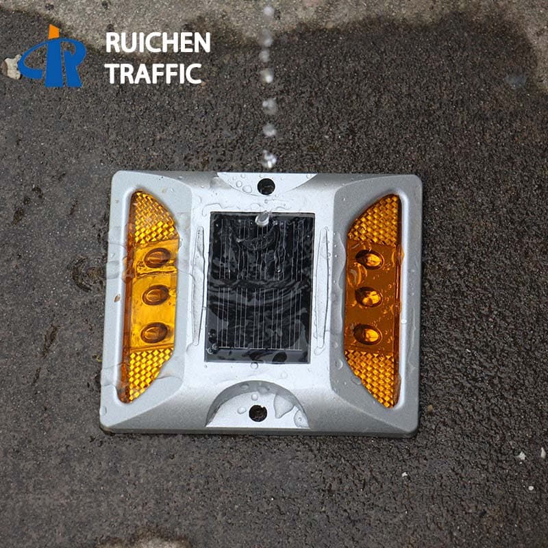 Raised LED Motorway Stud Lights With Cheap Price D3